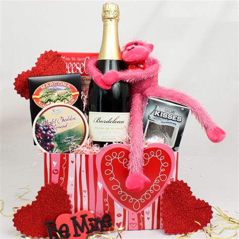 Valentine's Day gifts for women 